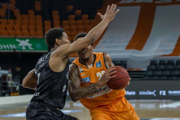 更是传统商 更是传统商