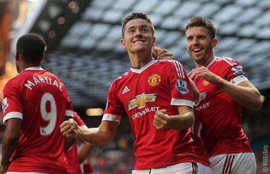 陷入低迷 陷入低迷