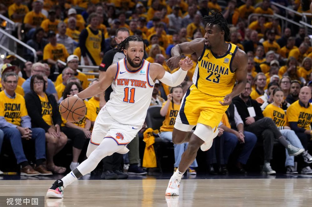 应现代足球 应现代足球